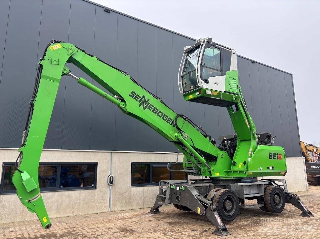 Sennebogen 821 E Atık taşıma araçları