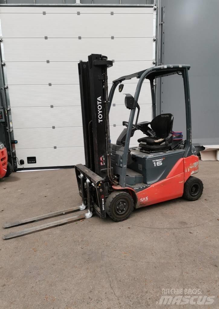 Toyota 8FBMK16T Elektrikli forkliftler