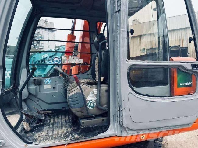 Hitachi EX 60 Mini ekskavatörler, 7 tona dek