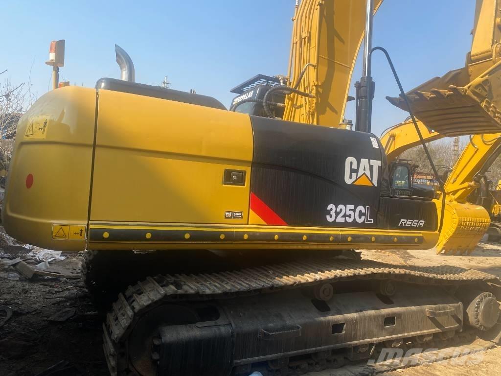 CAT 325 C Paletli ekskavatörler