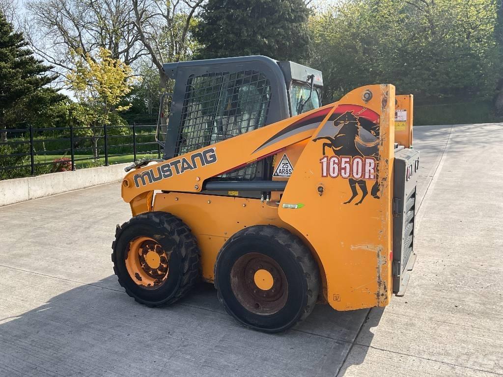 Mustang 1650 R Skid steer loderler