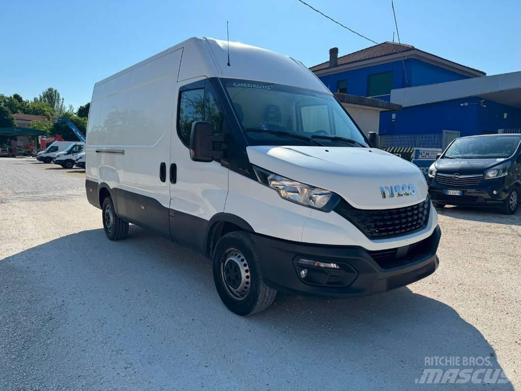 Iveco Daily 35s14 Panel vanlar