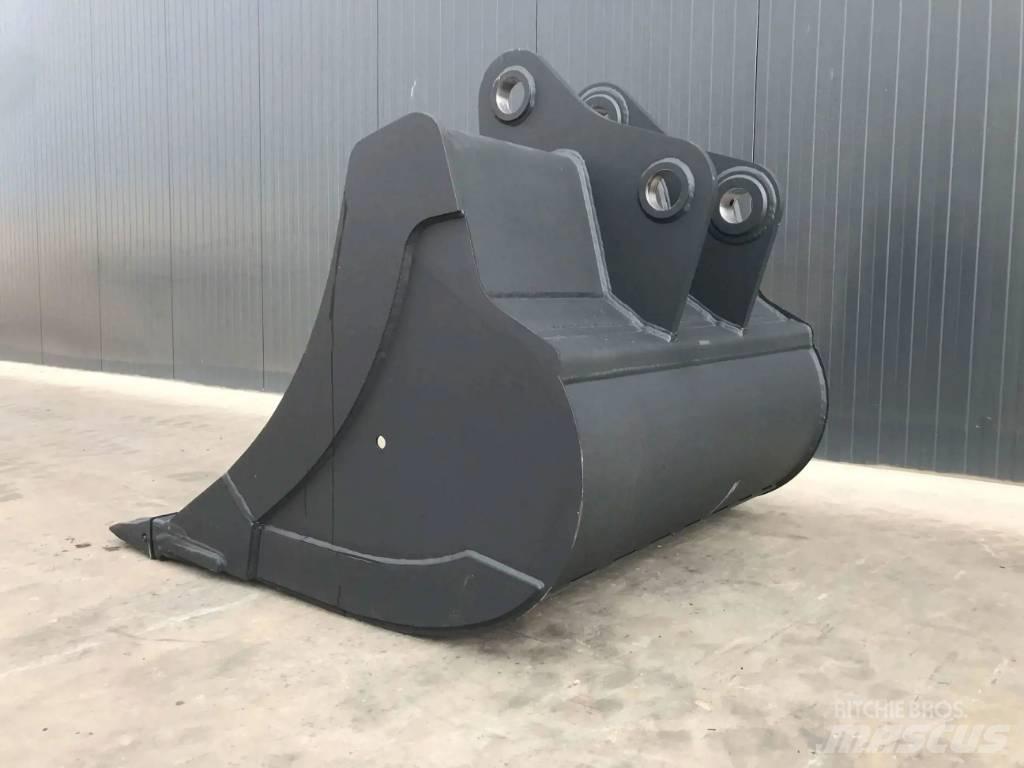 Komatsu PC228 Kovalar