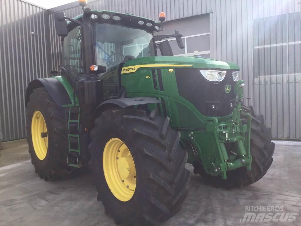 John Deere 6R250 Traktörler