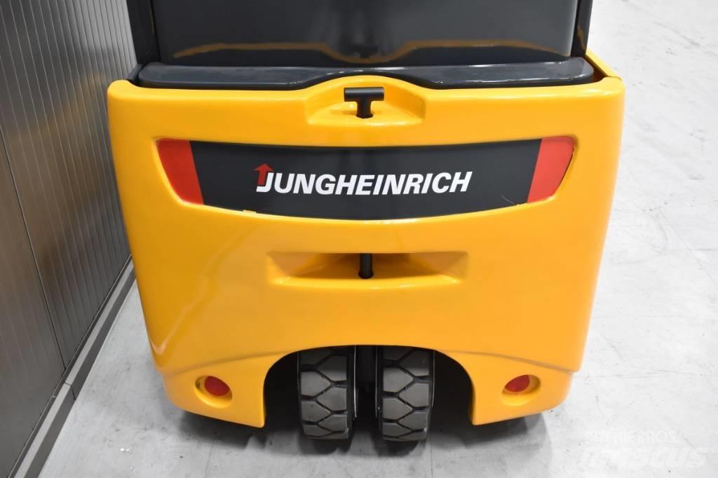 Jungheinrich EFG 220 Elektrikli forkliftler