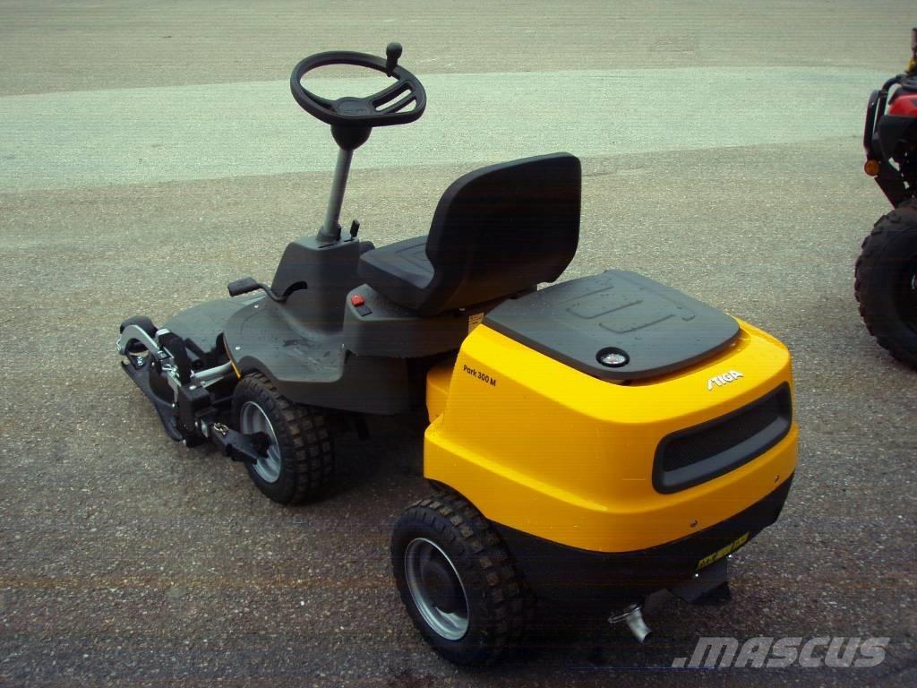 Stiga Park 300 M Mobil çim biçme makineleri