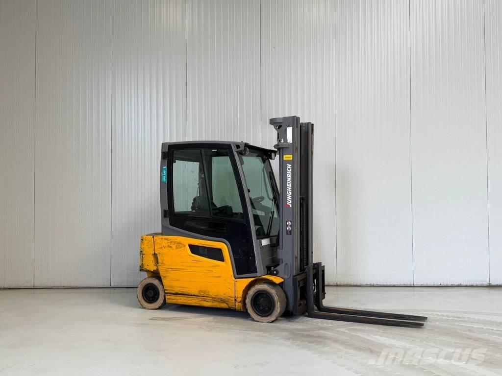 Jungheinrich EFG320 Elektrikli forkliftler