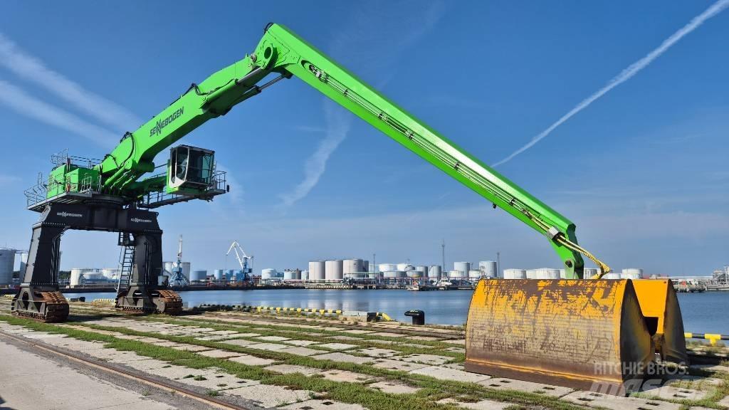 Sennebogen 875 Atık taşıma araçları