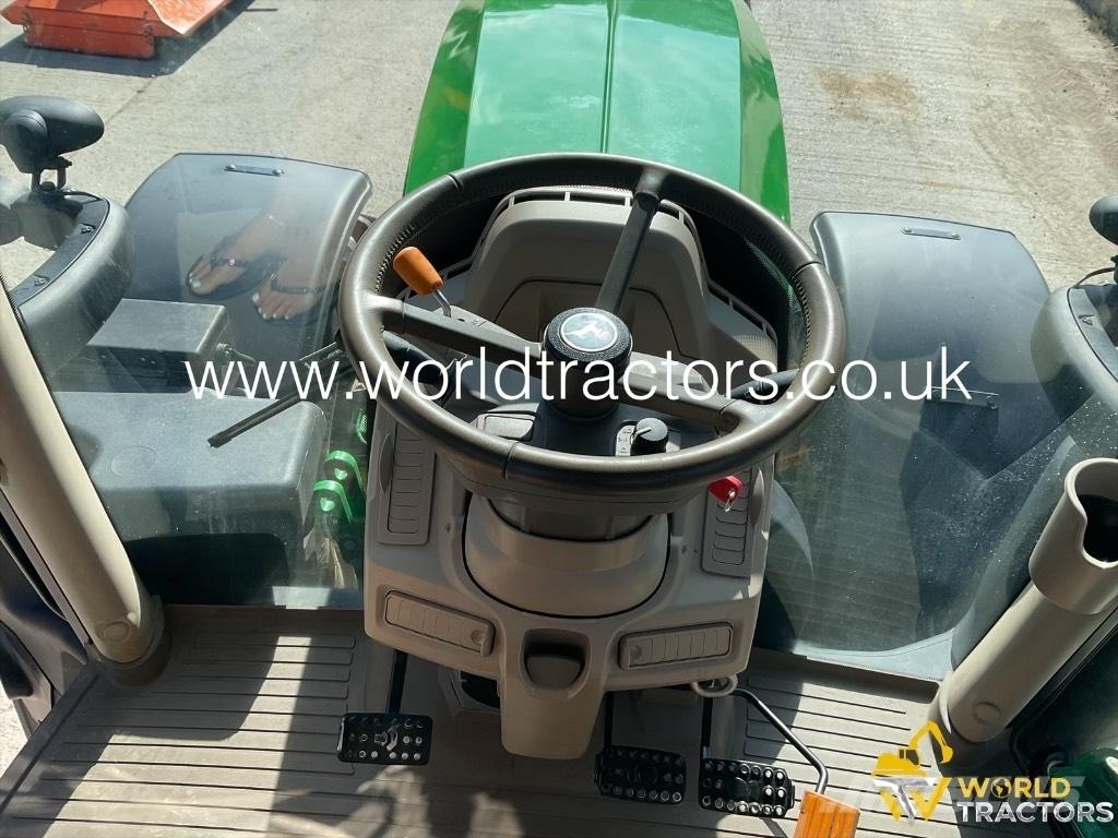 John Deere 6215 R Traktörler