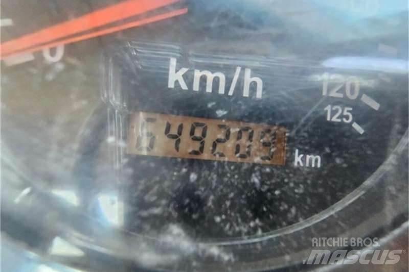 Nissan UD Diger kamyonlar