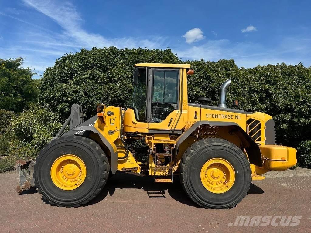 Volvo L120 F Tekerlekli yükleyiciler