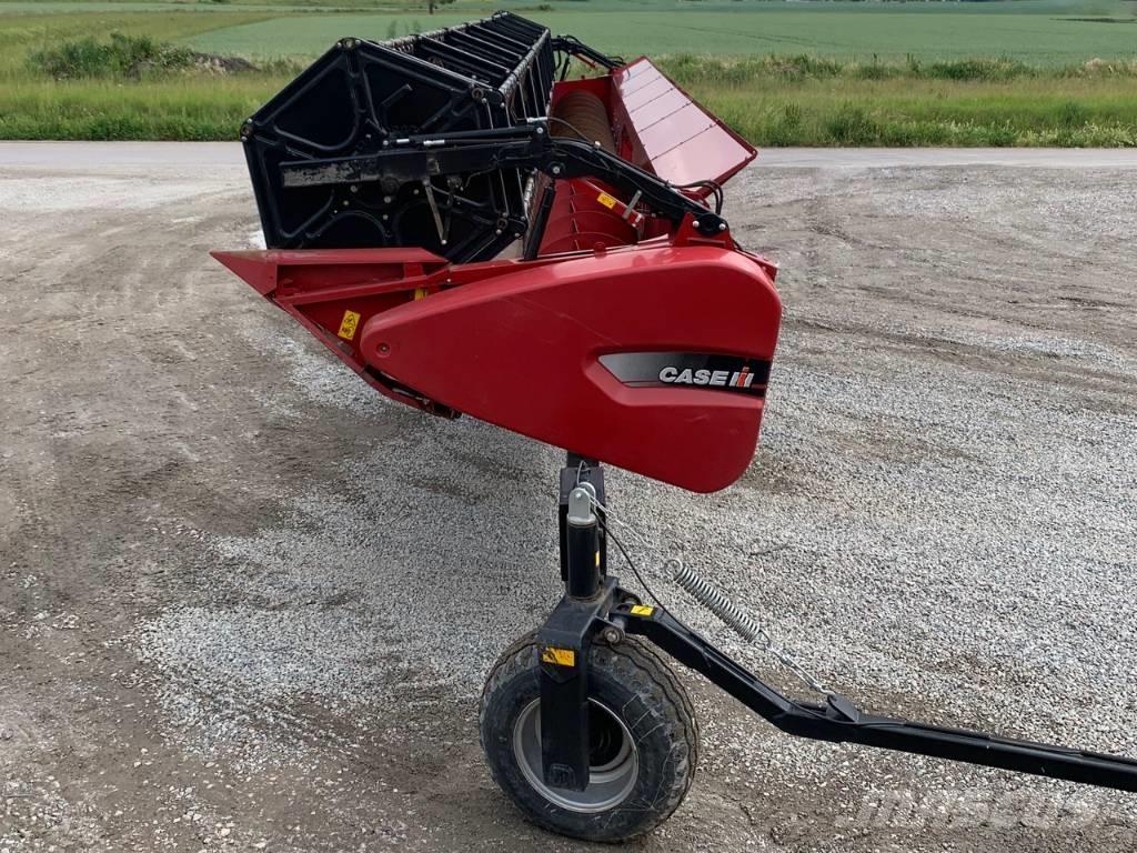 Case IH 3050 Biçerdöver kafaları