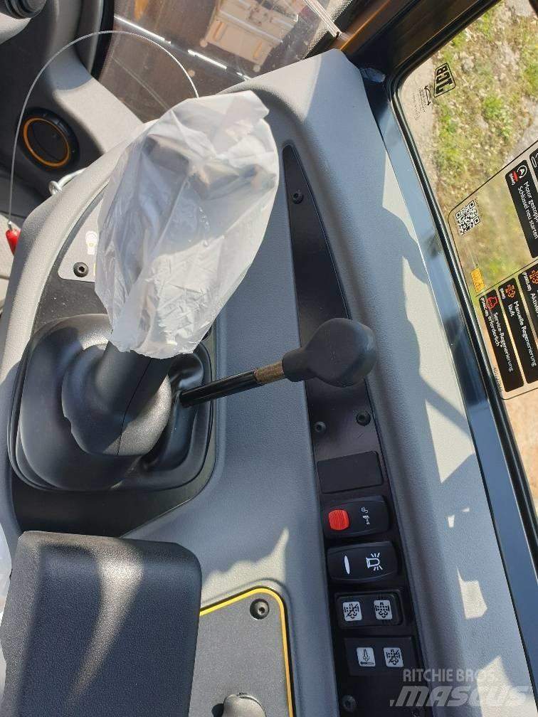 JCB 407 Tekerlekli yükleyiciler