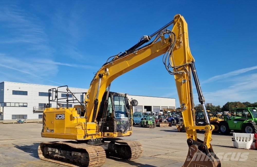 JCB 140 XL Paletli ekskavatörler