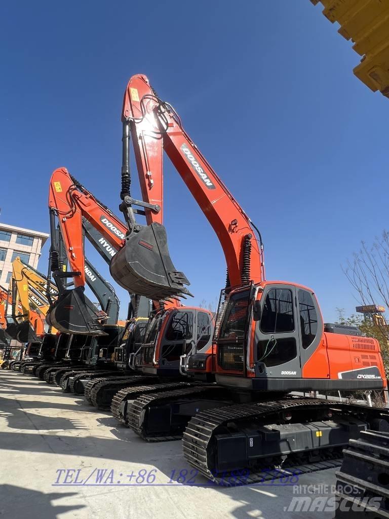 Doosan DX225 Paletli ekskavatörler