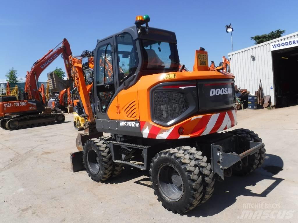 Doosan DX 100W-7 Lastik tekerli ekskavatörler