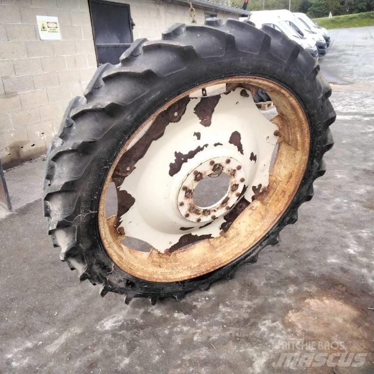 Taurus 9.5R44 Tekerlekler