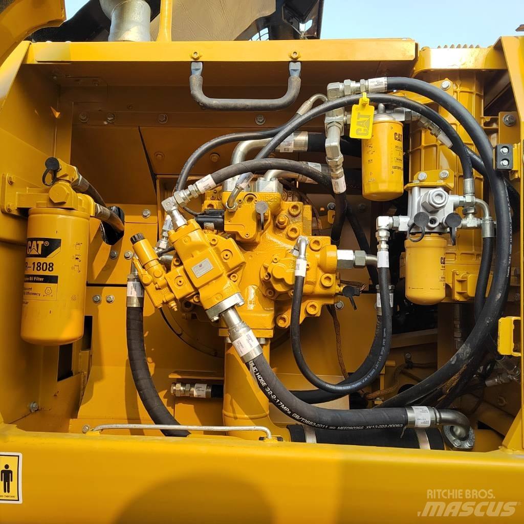 CAT 336 D2 Paletli ekskavatörler