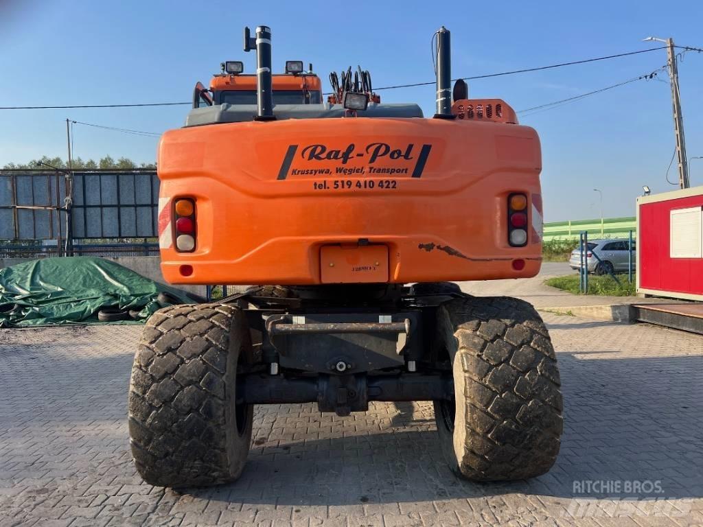 Doosan DX 160 W-3 Lastik tekerli ekskavatörler