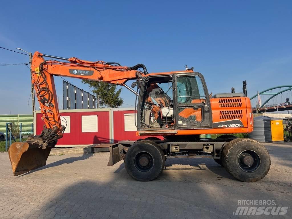Doosan DX 160 W-3 Lastik tekerli ekskavatörler