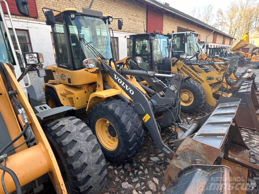 Volvo L 30 G Tekerlekli yükleyiciler