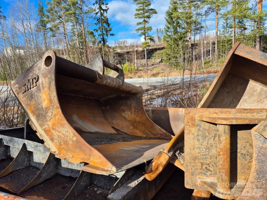 Doosan DX 140 W-3 Lastik tekerli ekskavatörler