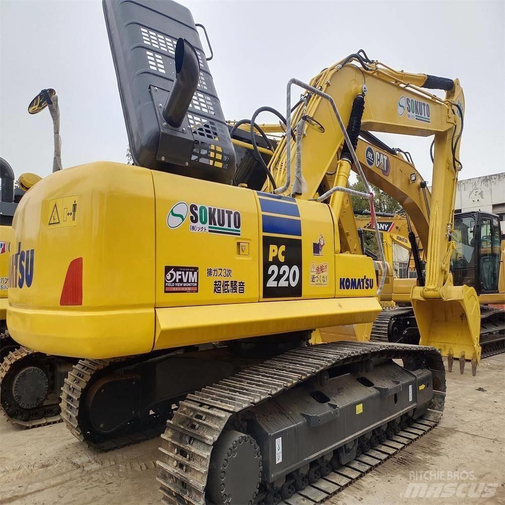 Komatsu PC 220 Paletli ekskavatörler