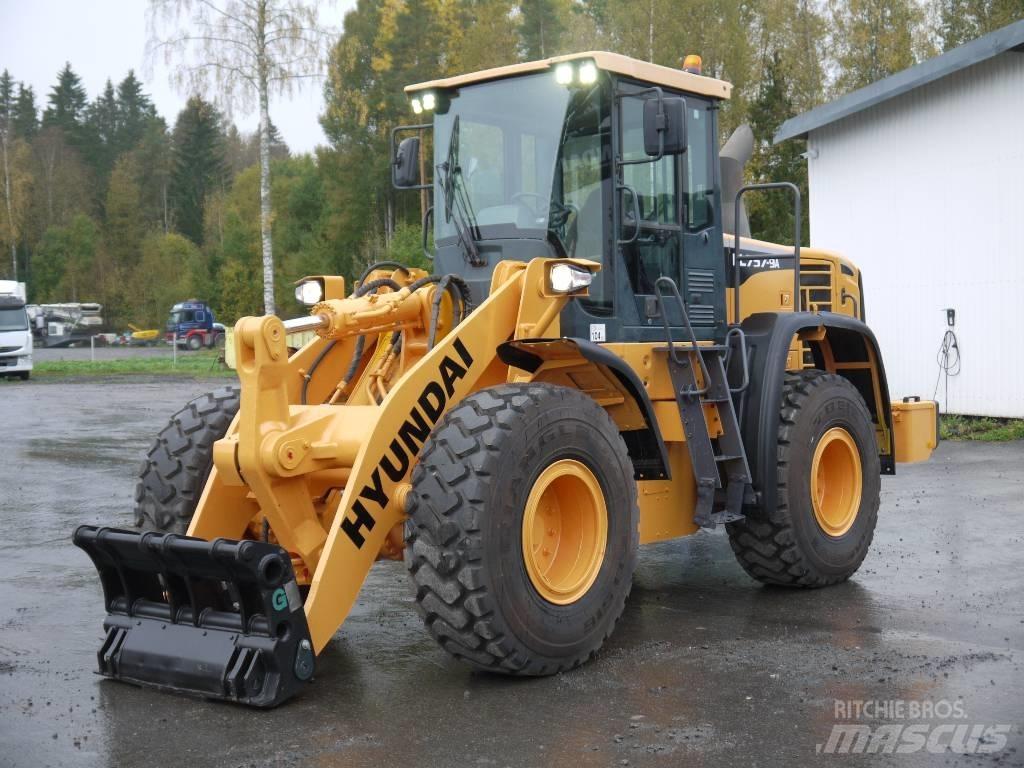 Hyundai HL 757-9A Tekerlekli yükleyiciler