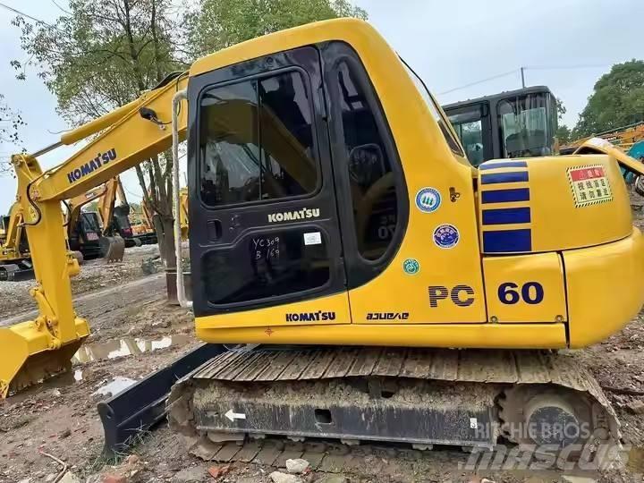 Komatsu PC 60 Paletli ekskavatörler