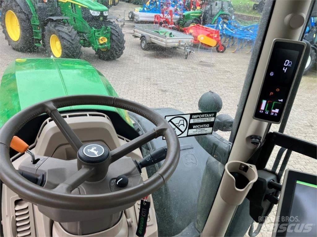 John Deere 6R 215 Traktörler