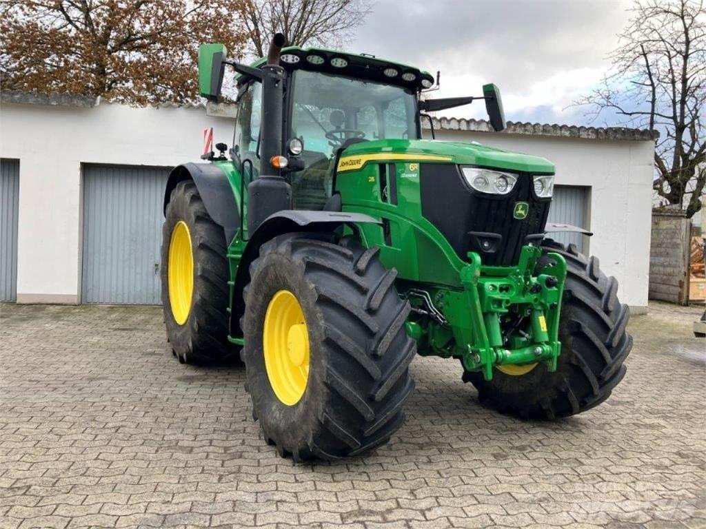 John Deere 6R 215 Traktörler
