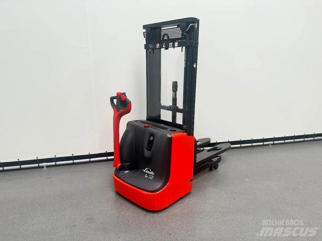 Linde L 12 l Yaya kumandali istif makinasi