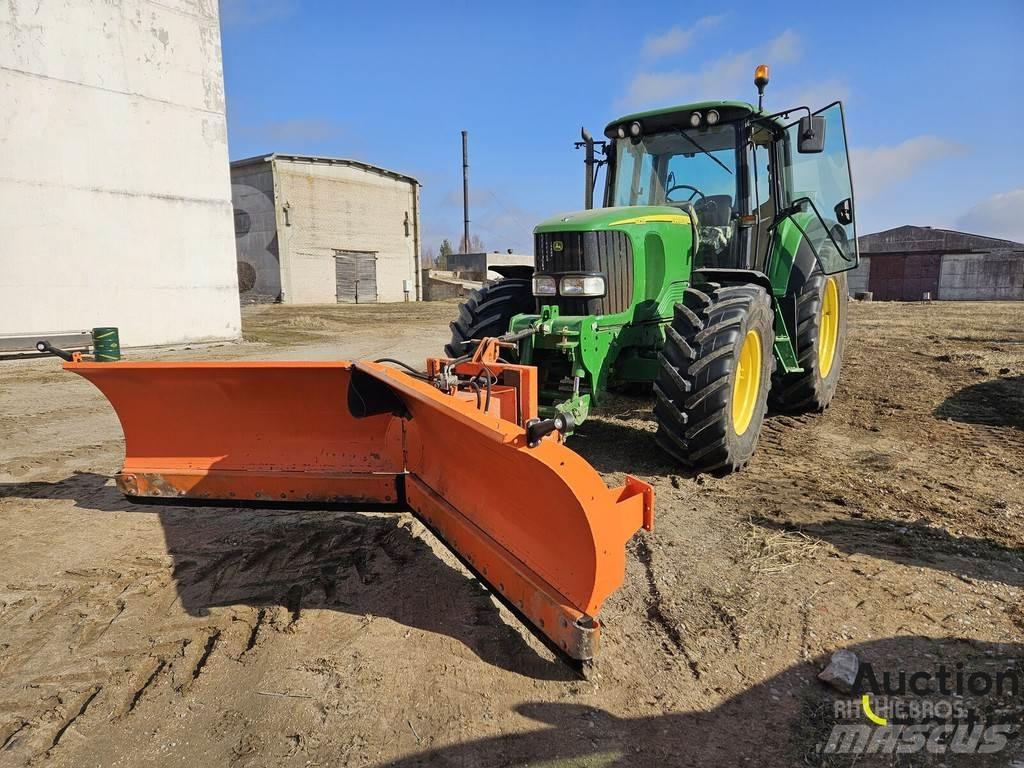 John Deere 6820 Traktörler