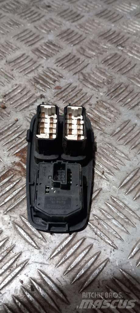 Scania R 440   1445793 Kabinler