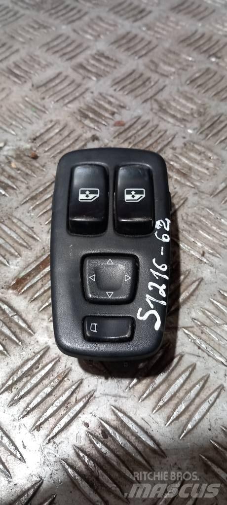 Scania R 440   1445793 Kabinler