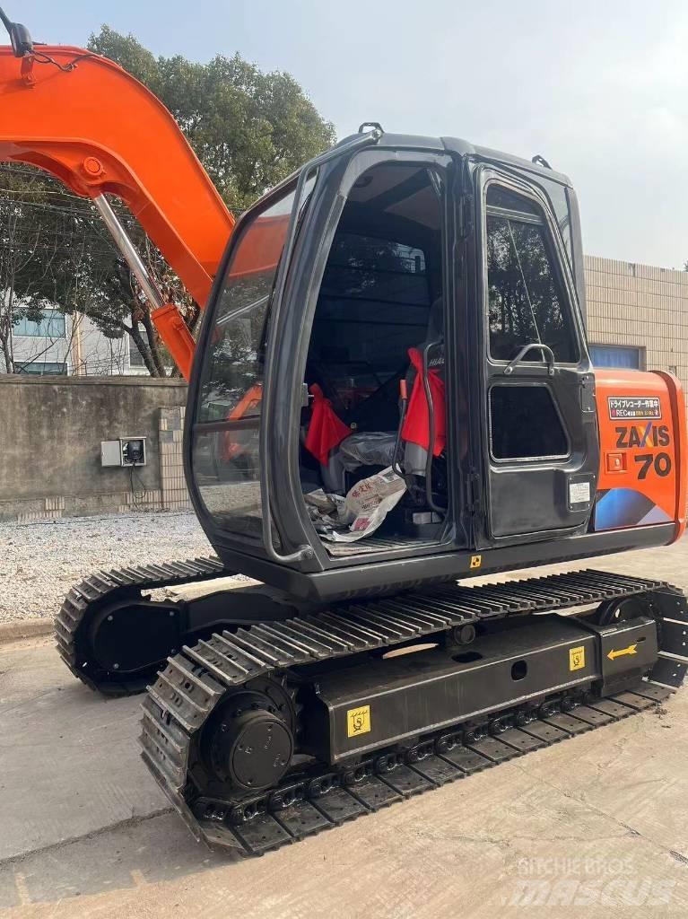 Hitachi ZX70 Paletli ekskavatörler
