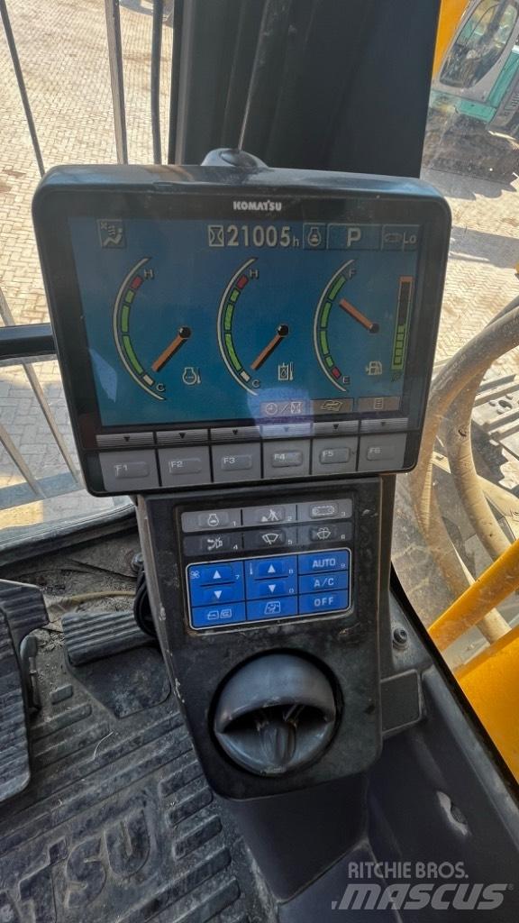 Komatsu PC850-8 R1 Paletli ekskavatörler