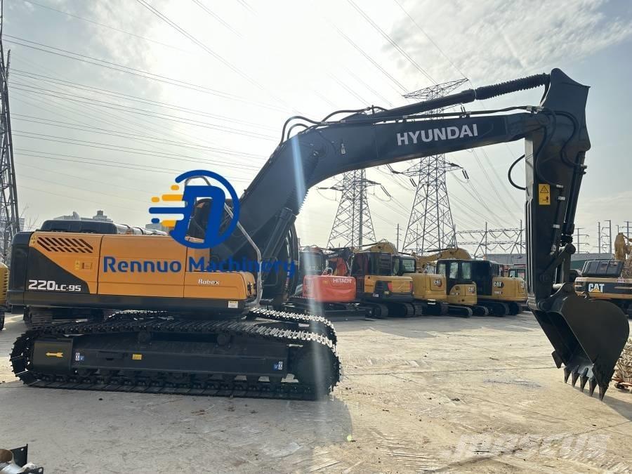 Hyundai R220LC-9S Paletli ekskavatörler