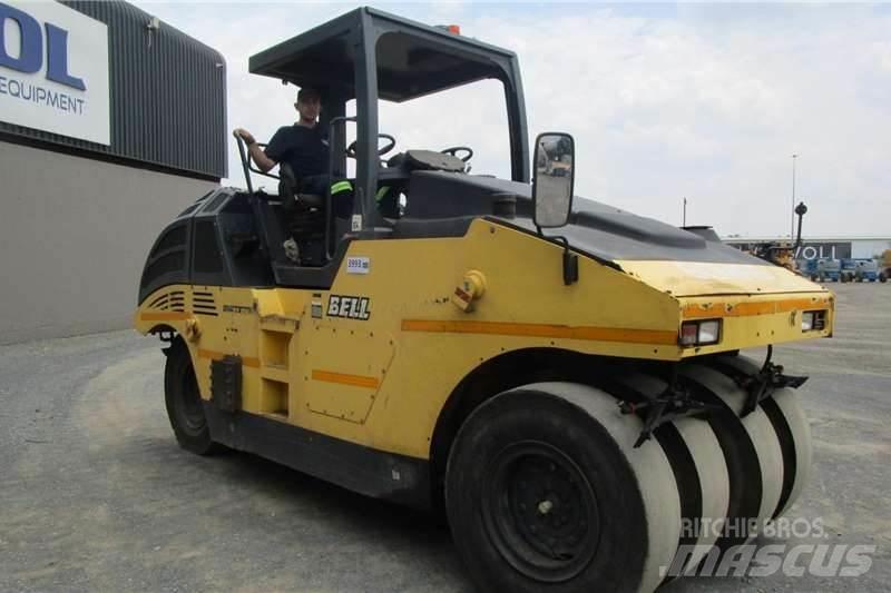 Bomag BW27RH Kombine silindirler