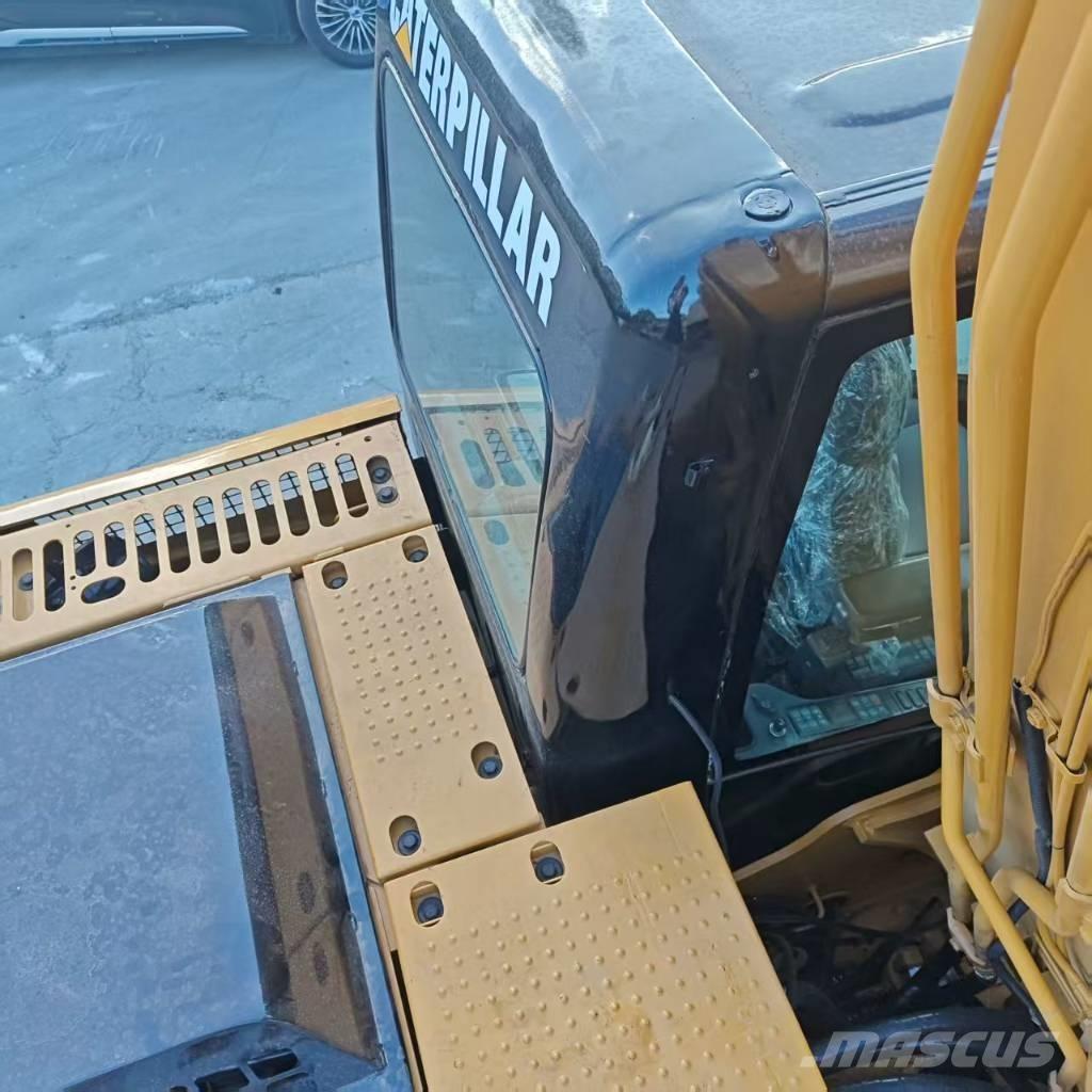 CAT 312 D Paletli ekskavatörler