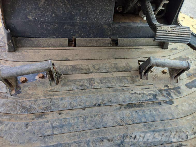 John Deere 750 KLGP Paletli dozerler