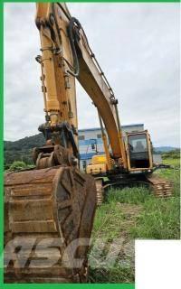 Hyundai Robex 300 LC Paletli ekskavatörler