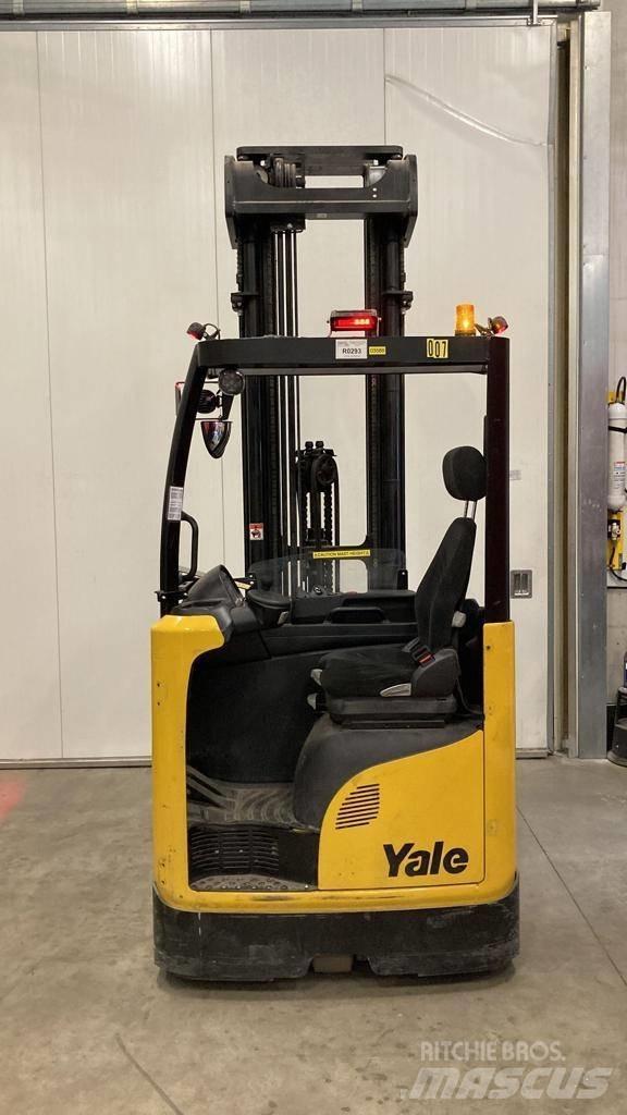 Yale MR20H Reach truck - depo içi istif araçları
