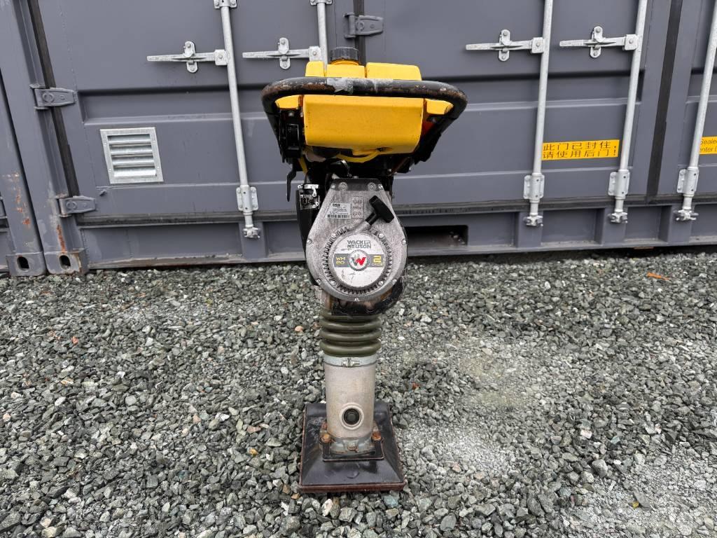 Wacker Neuson BS50-2 Sıkıştırma tokmakları