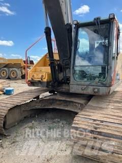 Volvo EC250E LR Paletli ekskavatörler