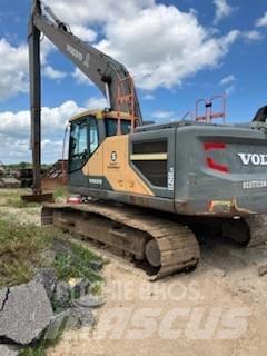 Volvo EC250E LR Paletli ekskavatörler