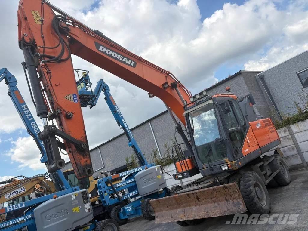 Doosan DX210 WE-5 Lastik tekerli ekskavatörler