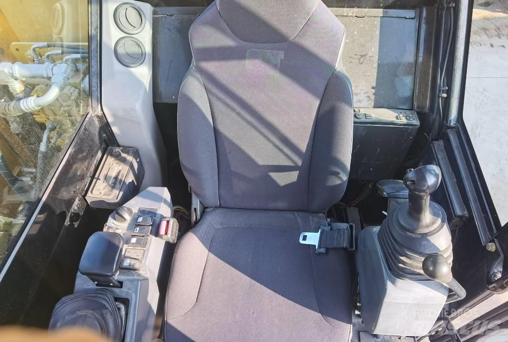 CAT 307E Paletli ekskavatörler