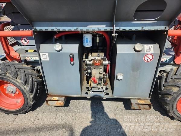 SkyJack SJ 6832 RT Makasli platformlar