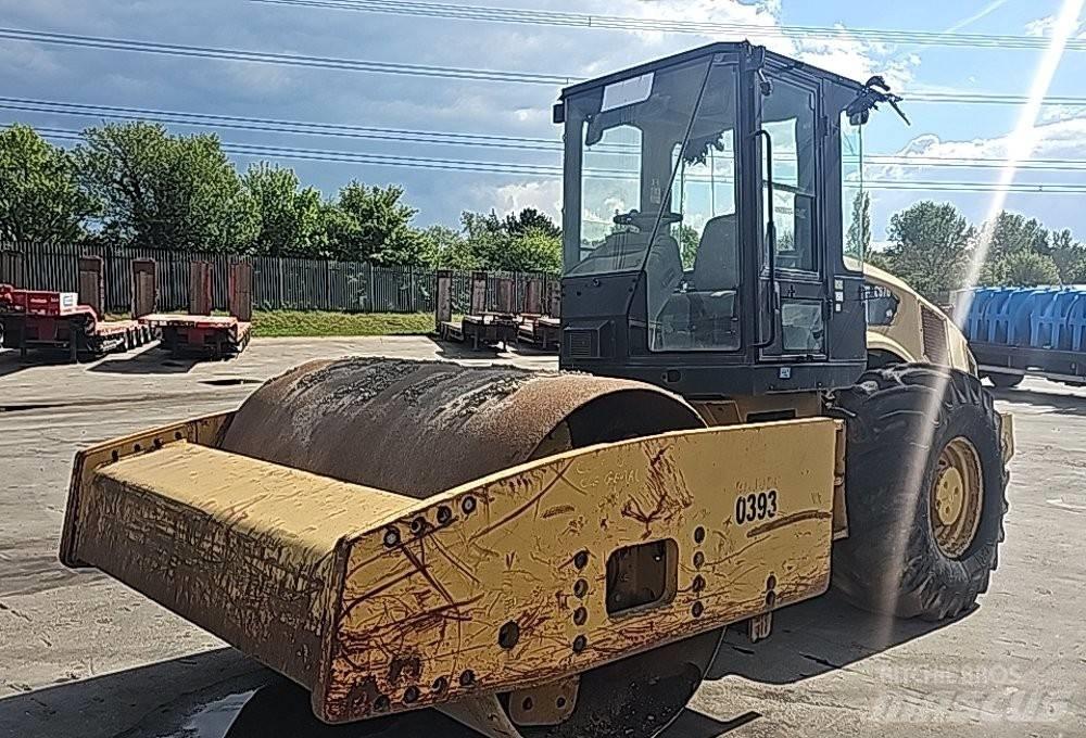 CAT CS 76 Tek tamburlu silindirler